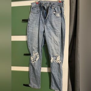 American Eagle Jeans | Distressed | Size 2 Short